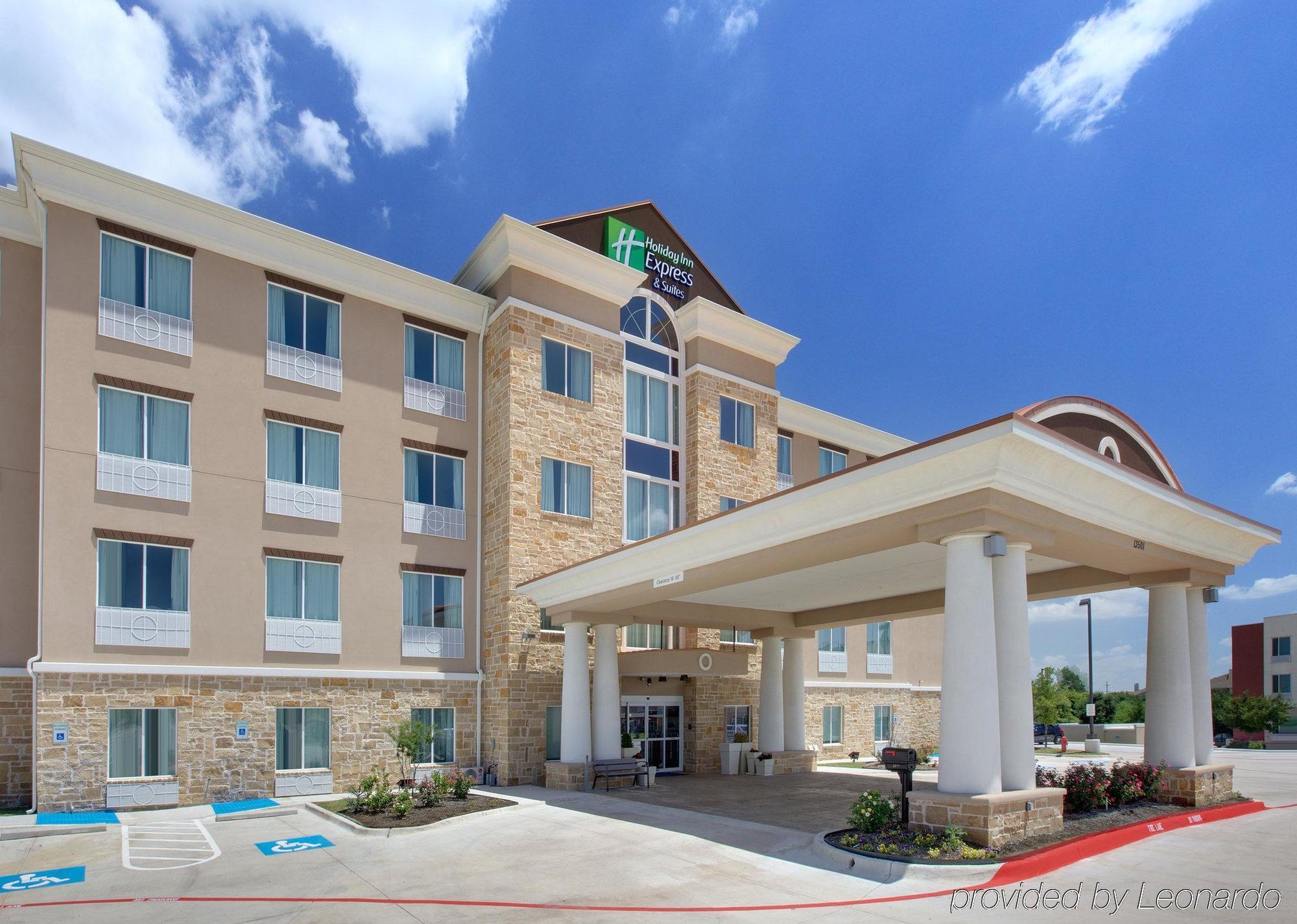 La Quinta Inn & Suites By Wyndham Northlake Ft. Worth Elizabethtown Exterior foto